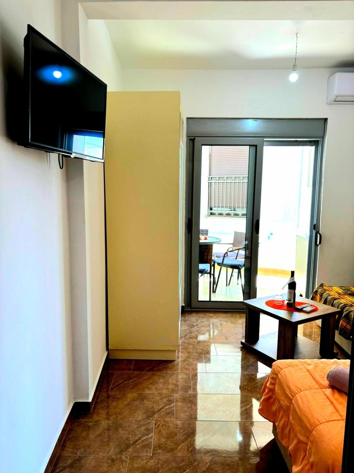 Mala Plaza Apartments ウルツィニ エクステリア 写真