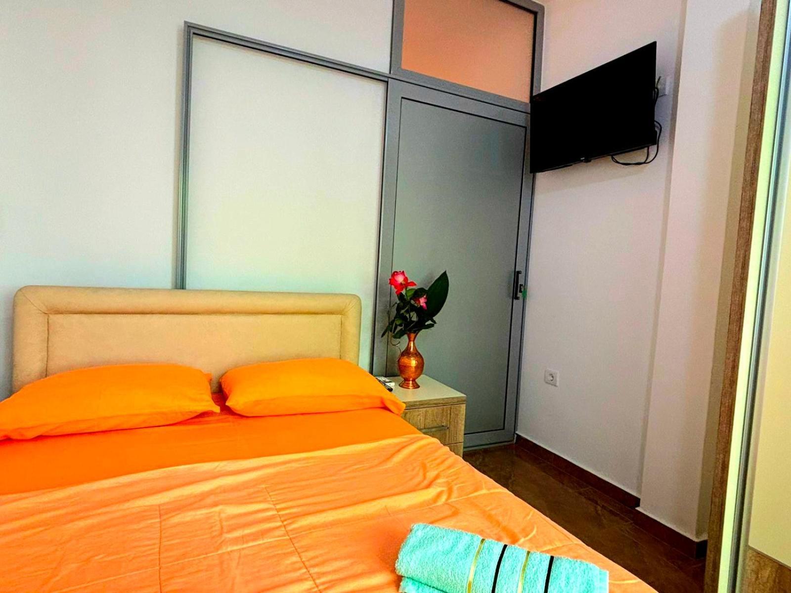 Mala Plaza Apartments ウルツィニ エクステリア 写真